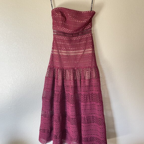 Self Portrait Sculpted Strapless Dress in Burgundy Maroon - Size 4 / S - Picture 4 of 5